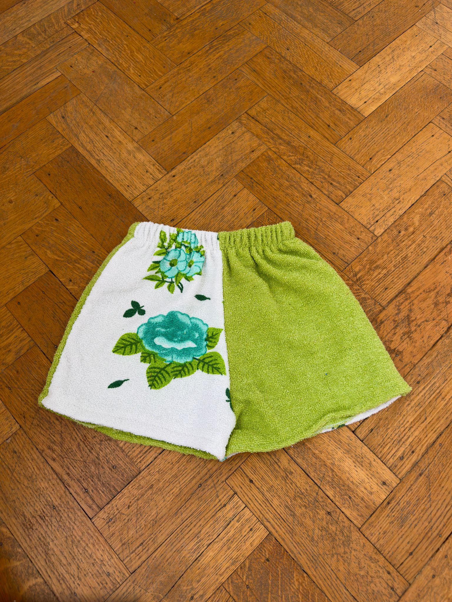 Green Roses (LARGE)